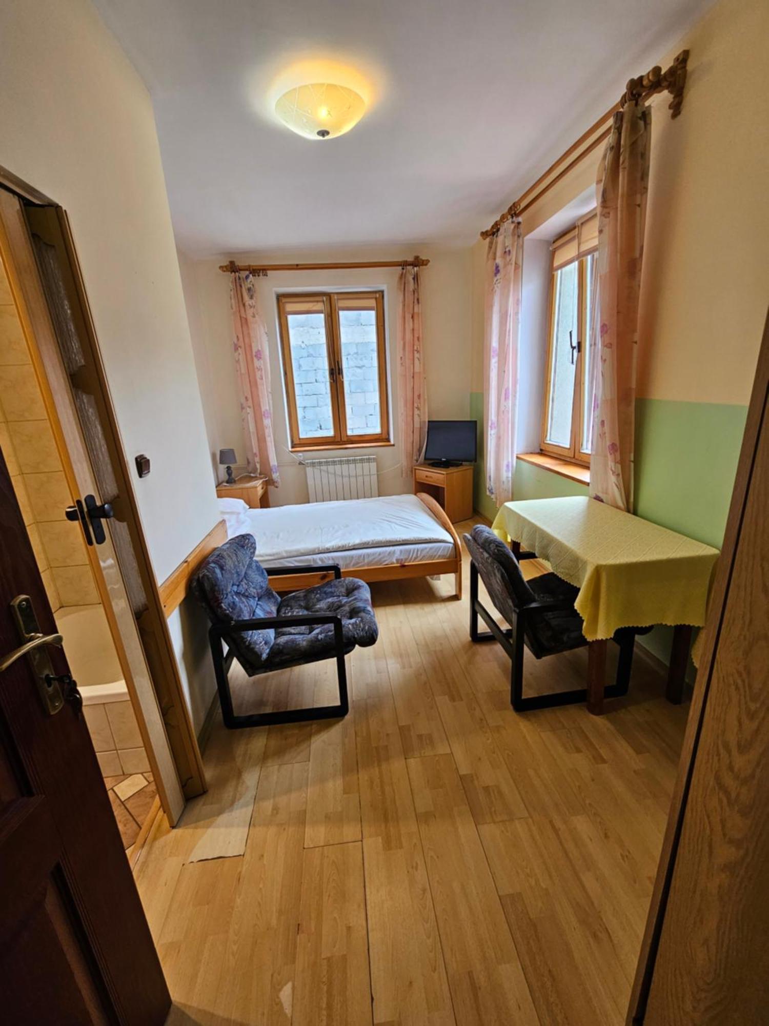 Gosciniec Halka Hostel Zwardon Phòng bức ảnh